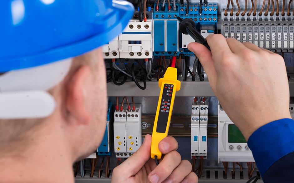 besoin d'un électricien Fleurines